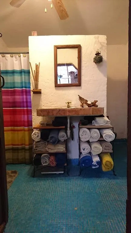 Homestay Jungle Lodge Cancun Aeropuerto Mexico