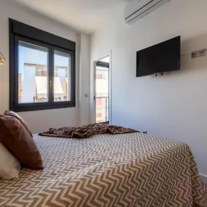 https://apartamentos-luxury-dona-bella-1d.es-andalucia.com