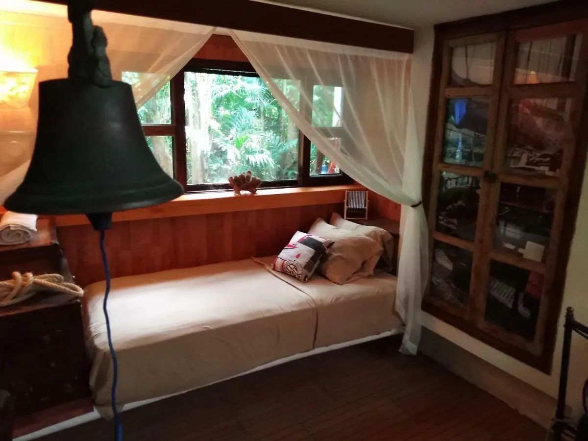 Homestay Jungle Lodge Cancun Aeropuerto Mexico